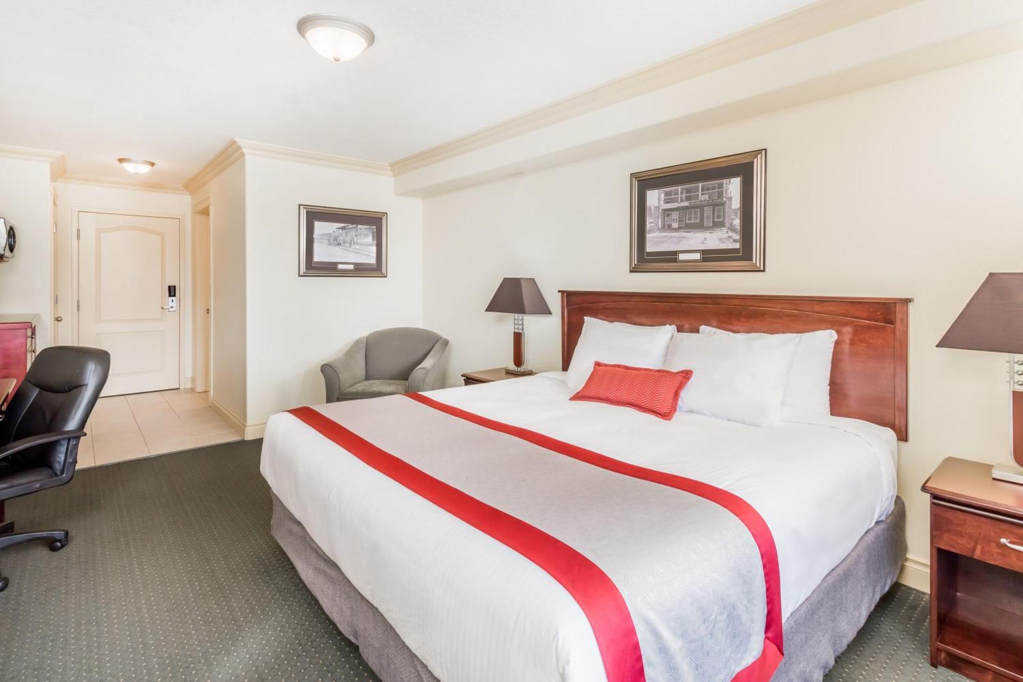 Ramada By Wyndham Hinton Hotel Luaran gambar